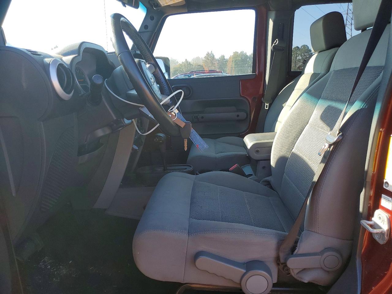 Jeep Wrangler Sahara