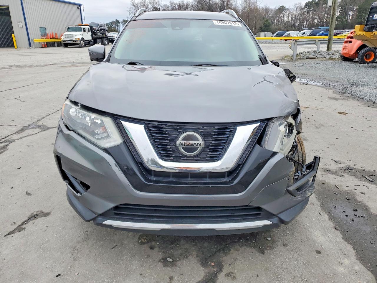 Nissan Rogue S
