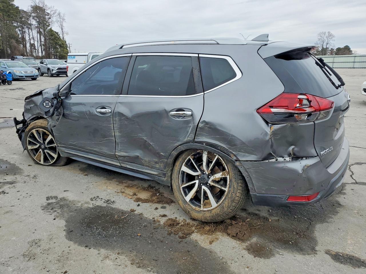 Nissan Rogue S