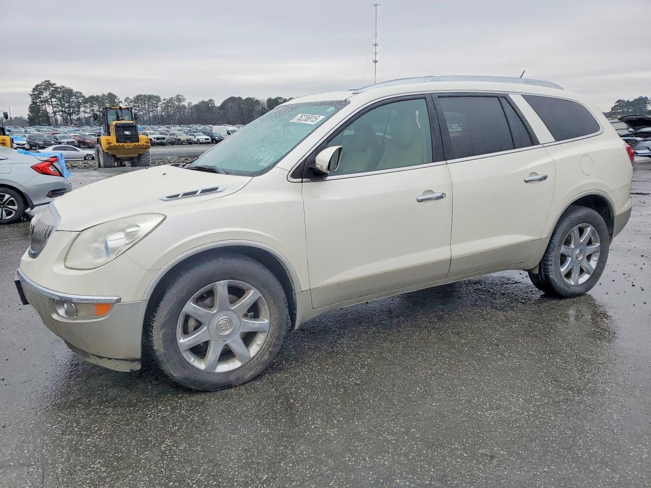Salvage Buick Enclave Image