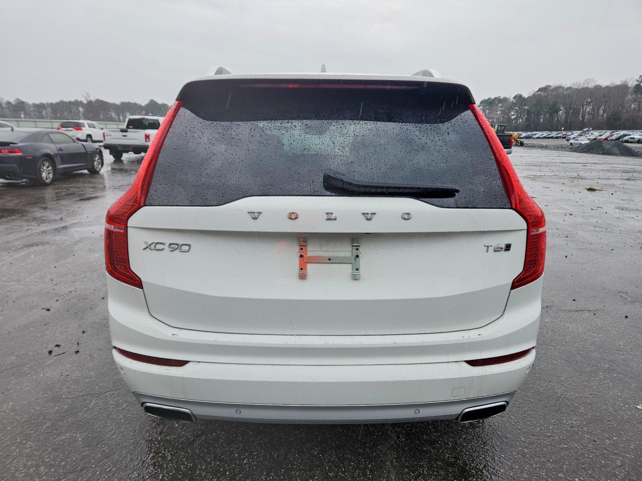 Volvo XC90 T6 Momentum