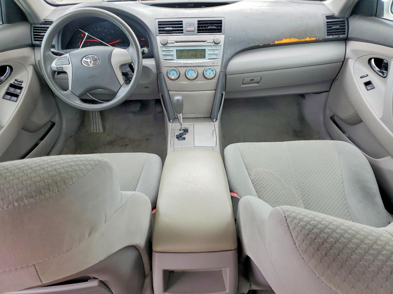 Toyota Camry Ce