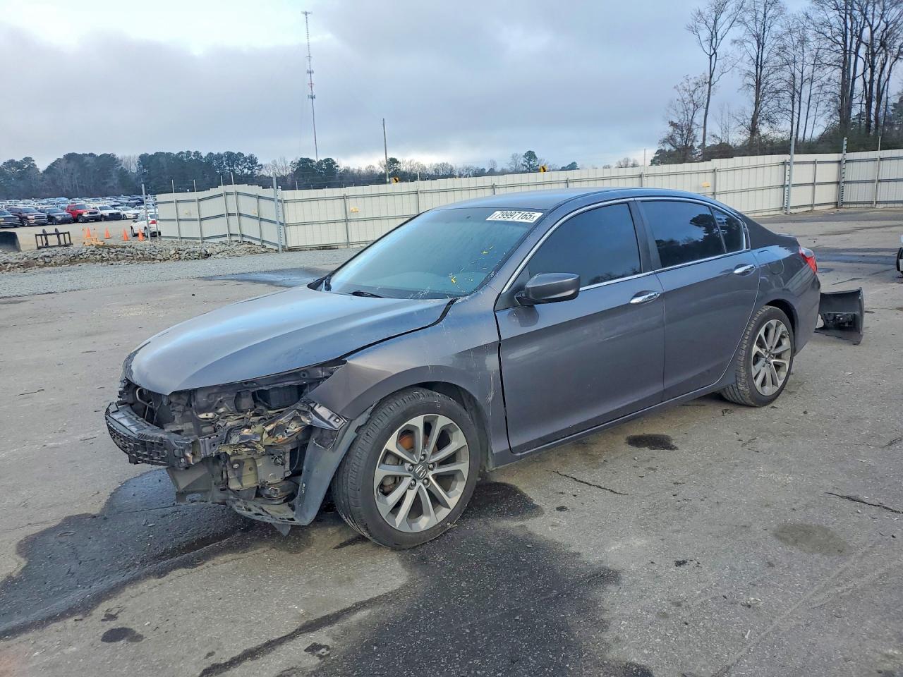 Salvage Honda Accord Image