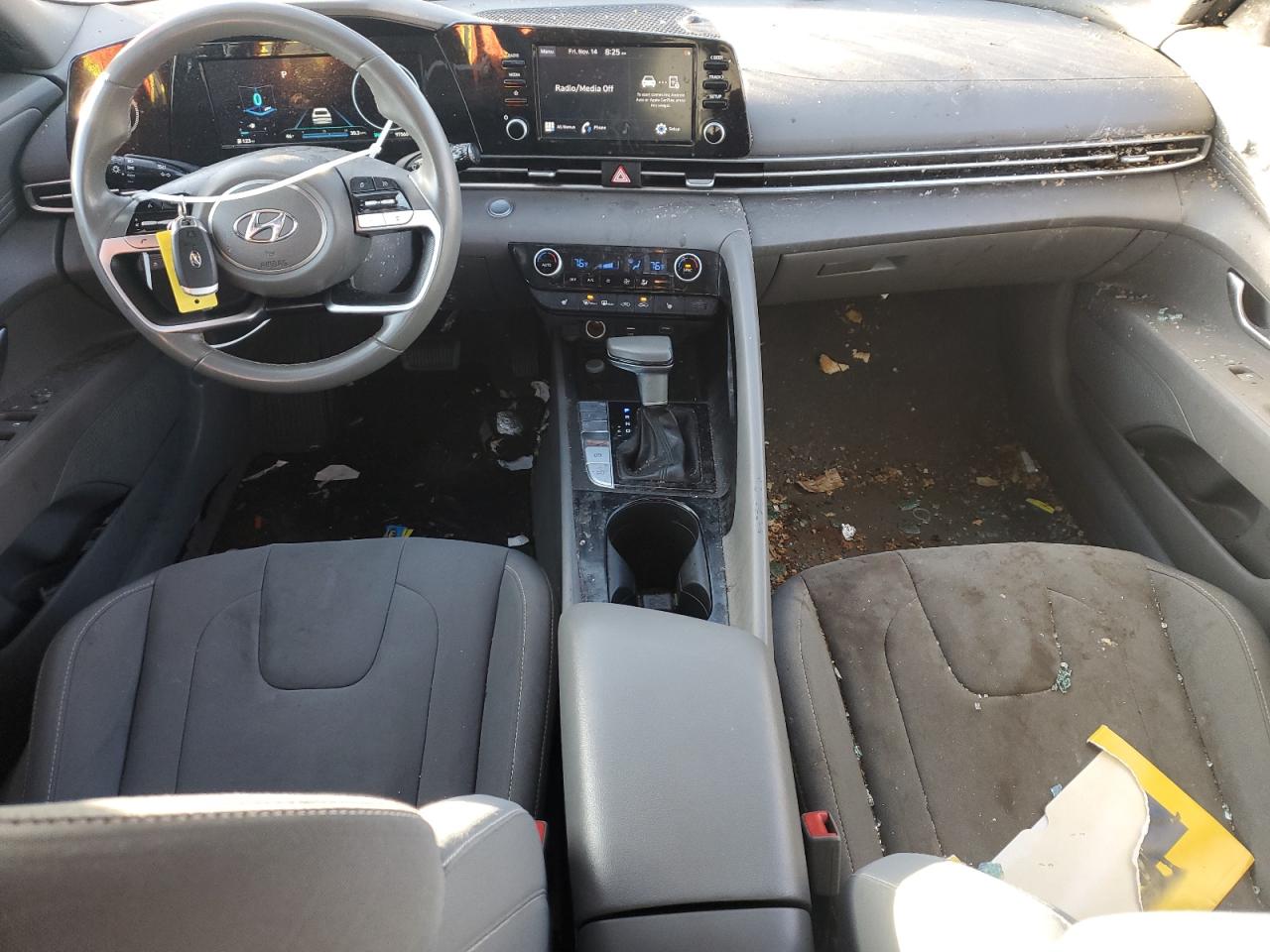 Hyundai ELANTRA Sel