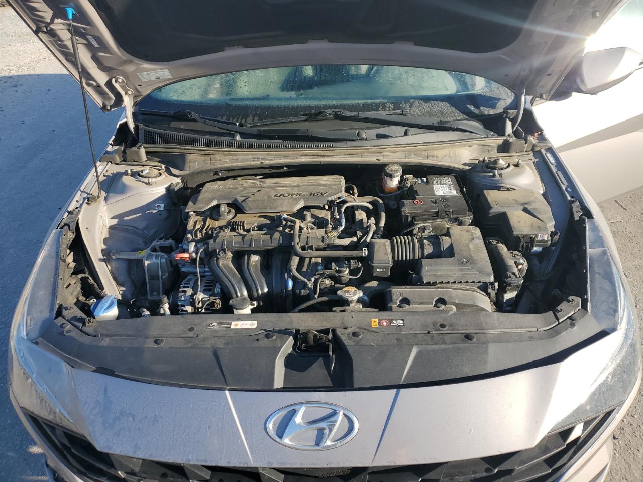 Hyundai ELANTRA Sel