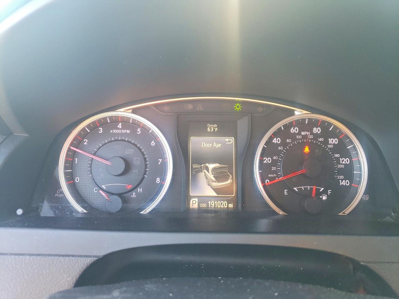 Toyota Camry Le