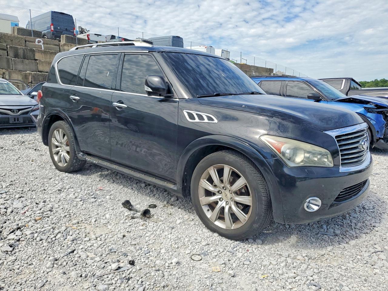 INFINITI Qx Base