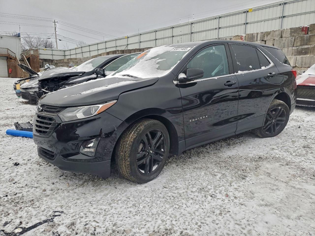 Salvage Chevrolet Equinox Image