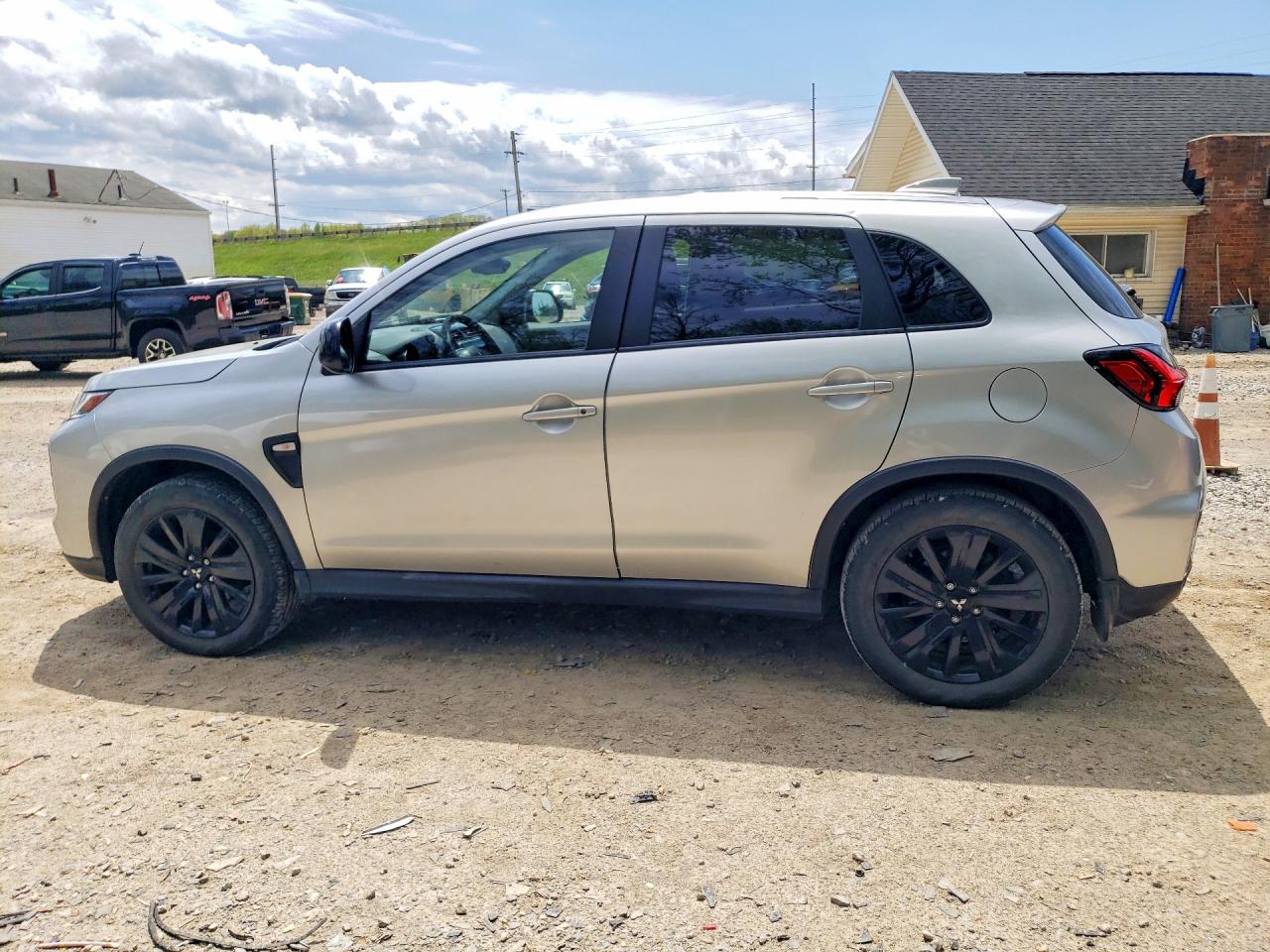 Mitsubishi Outlander Es