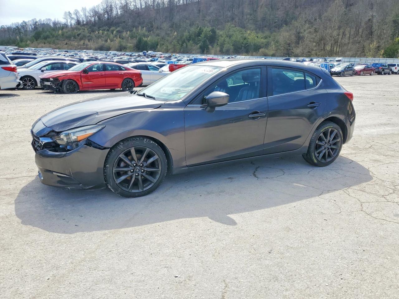 Salvage Mazda 3 Image