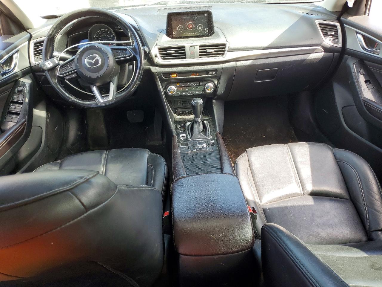 Mazda 3 Touring