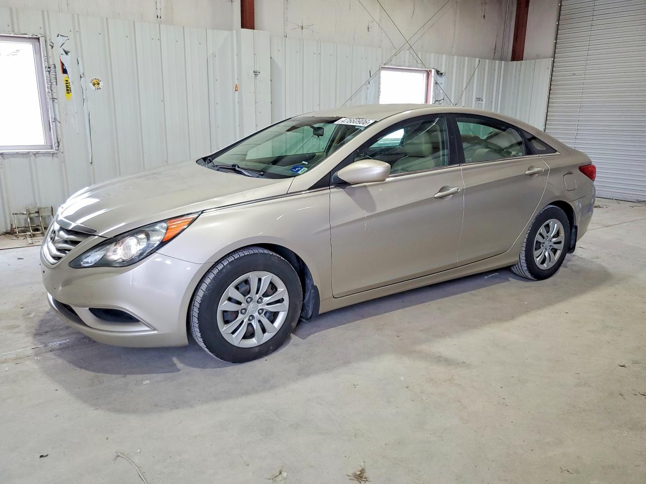 Salvage Hyundai SONATA Image