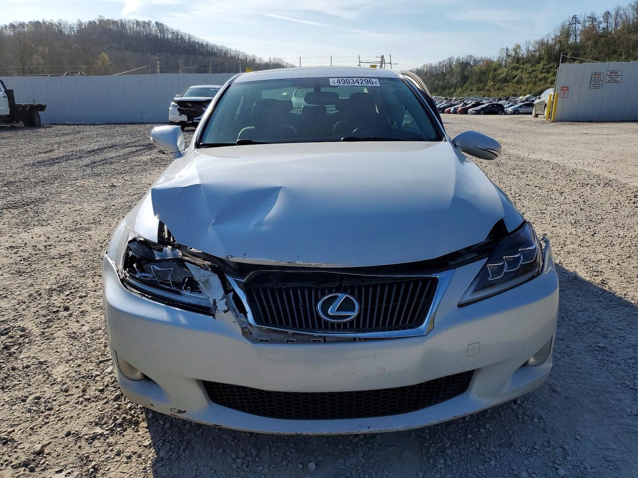 Lexus Is Base