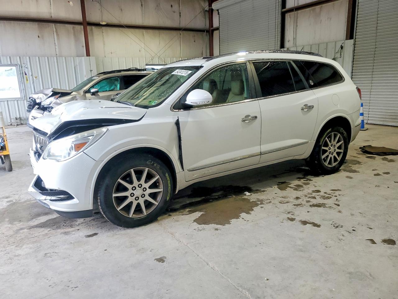Salvage Buick Enclave Image