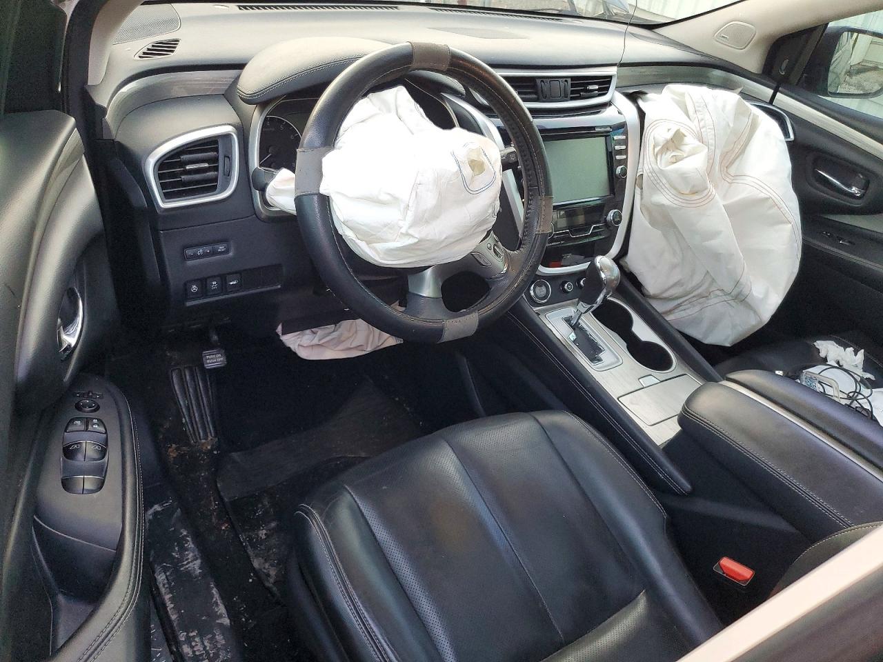 Nissan Murano S
