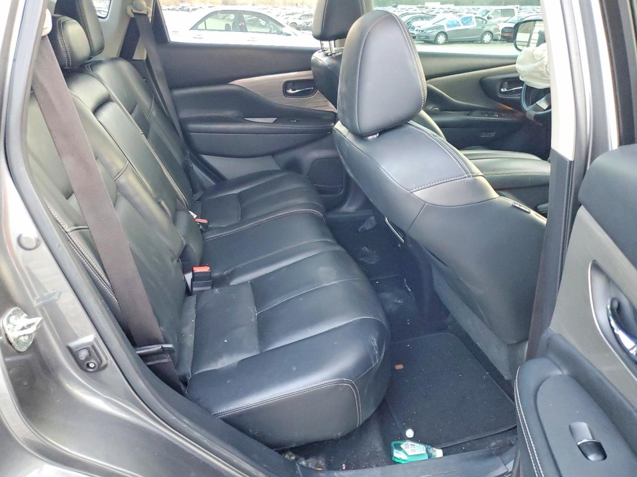 Nissan Murano S