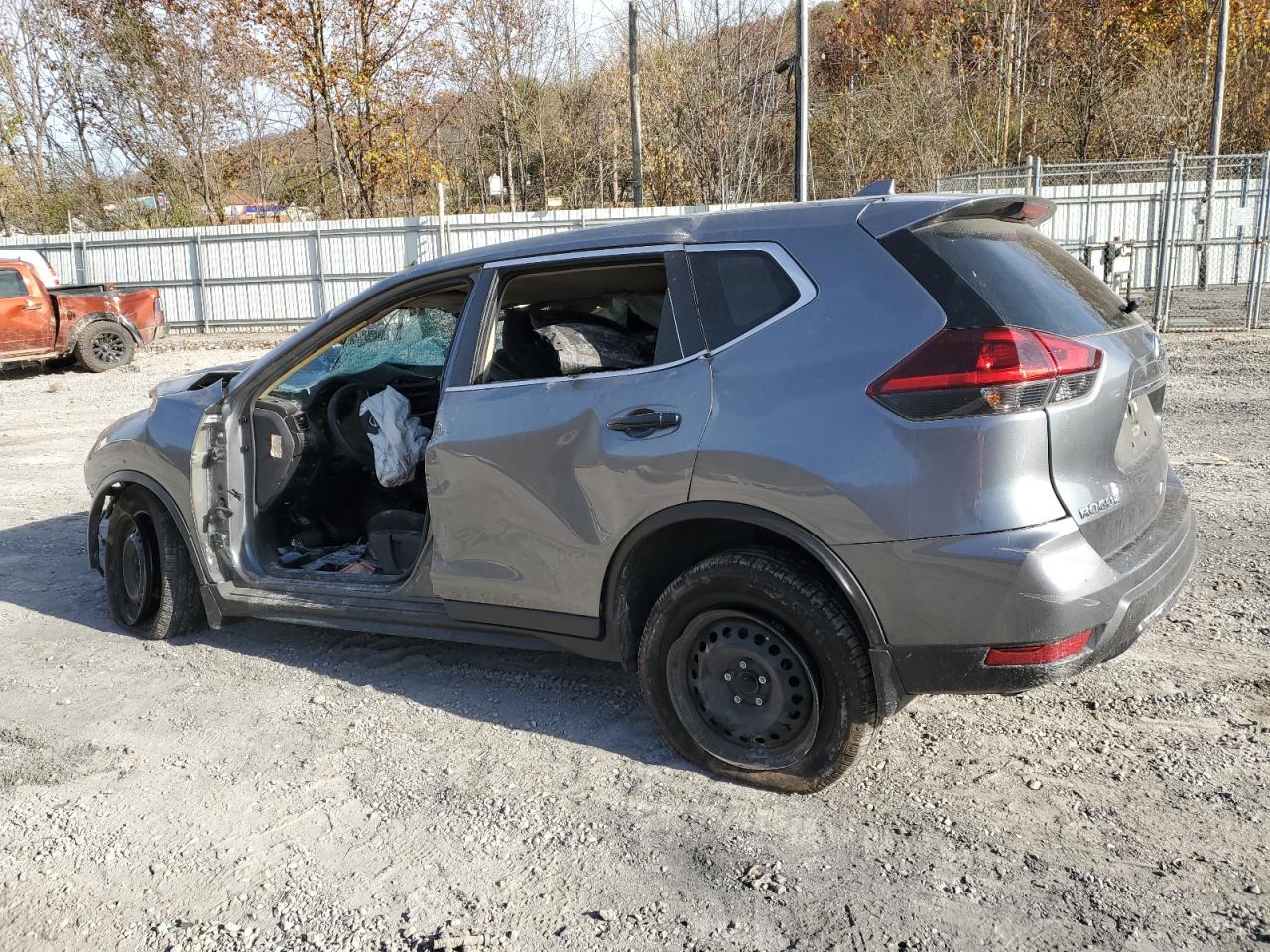 Nissan Rogue S