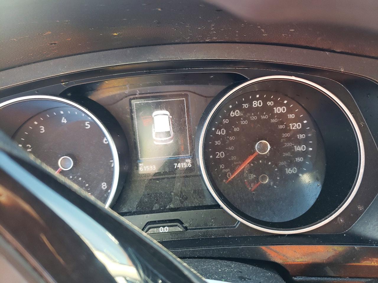 Volkswagen Tiguan S