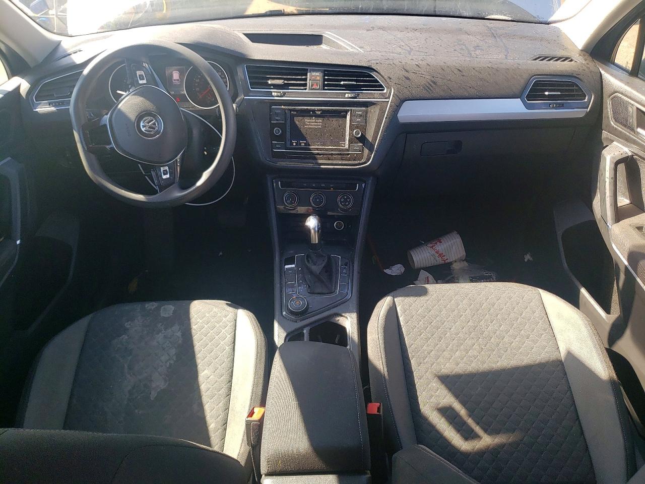 Volkswagen Tiguan S