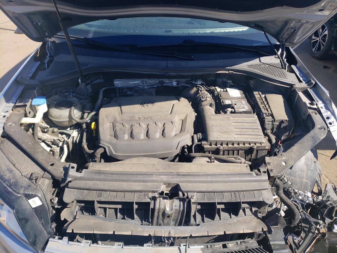 Volkswagen Tiguan S