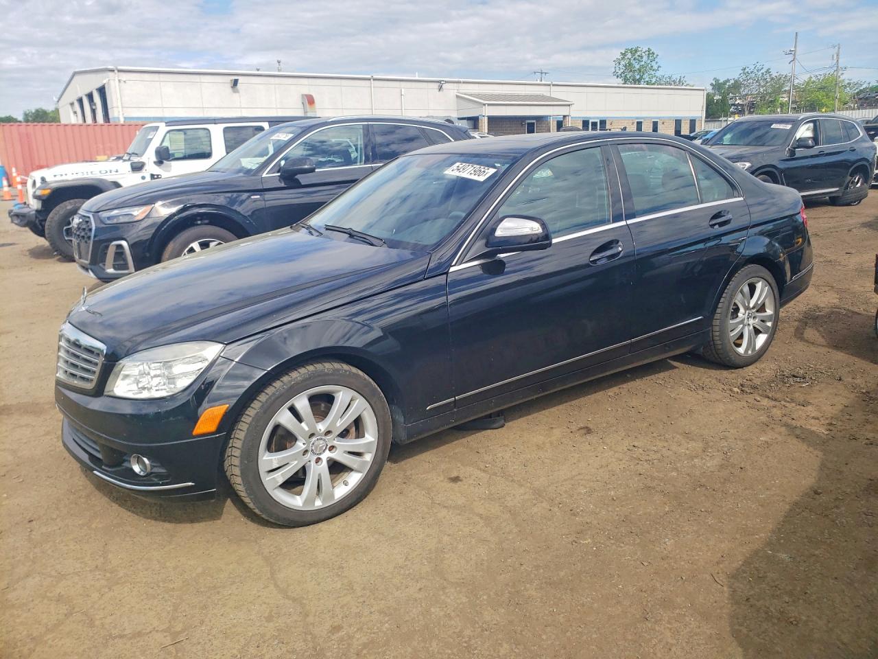Salvage Mercedes-Benz C-Class Image