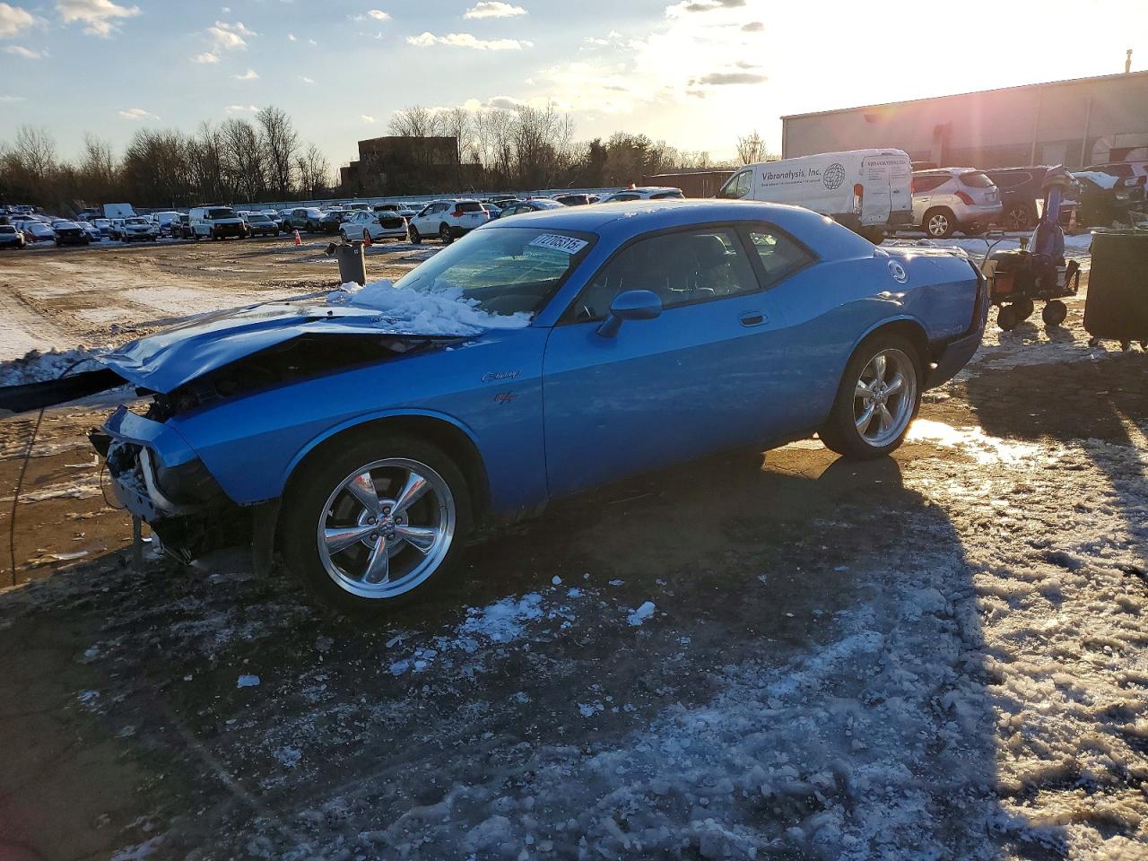 Salvage Dodge Challenger Image