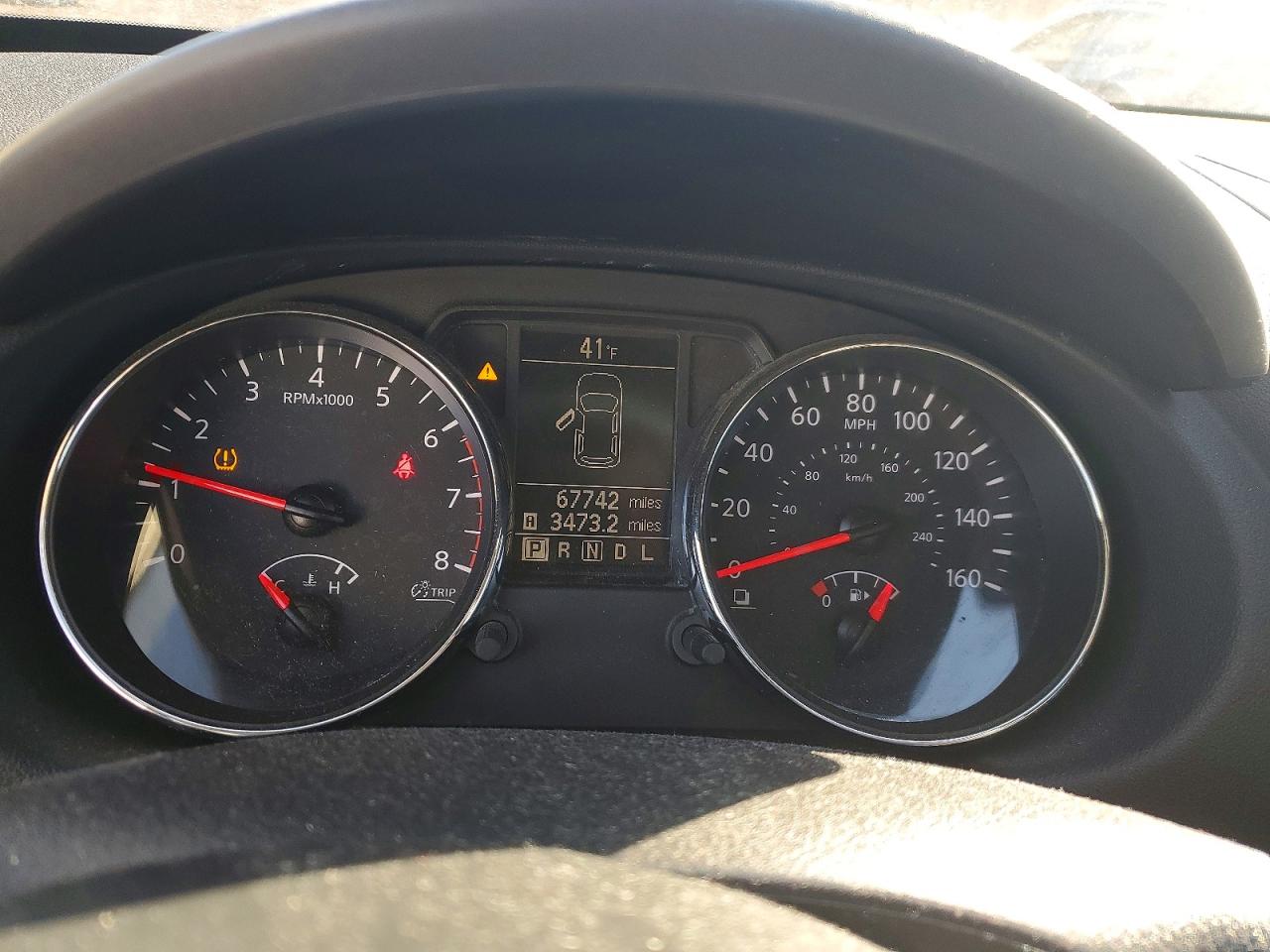 Nissan Rogue S