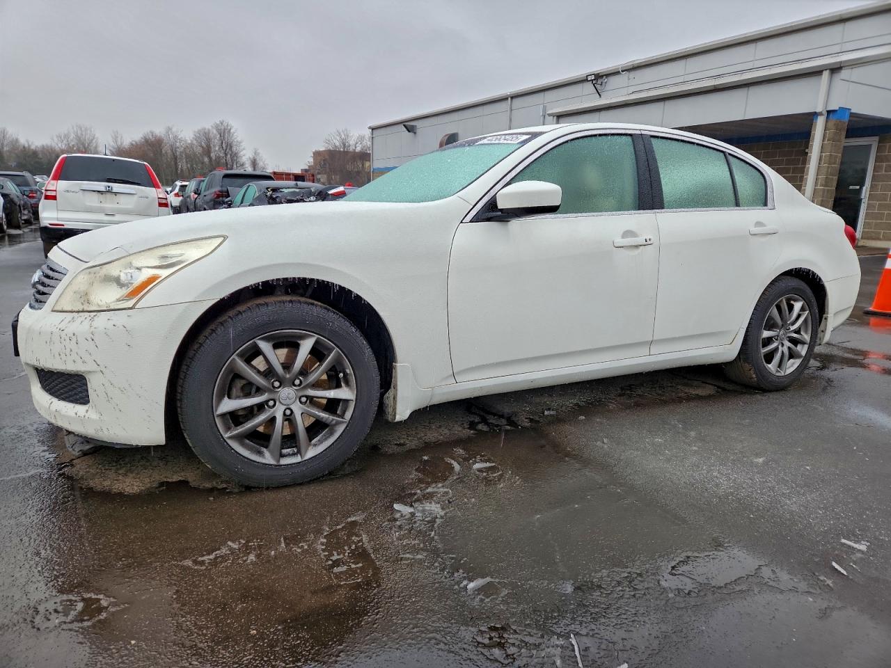 Salvage INFINITI G37 Image