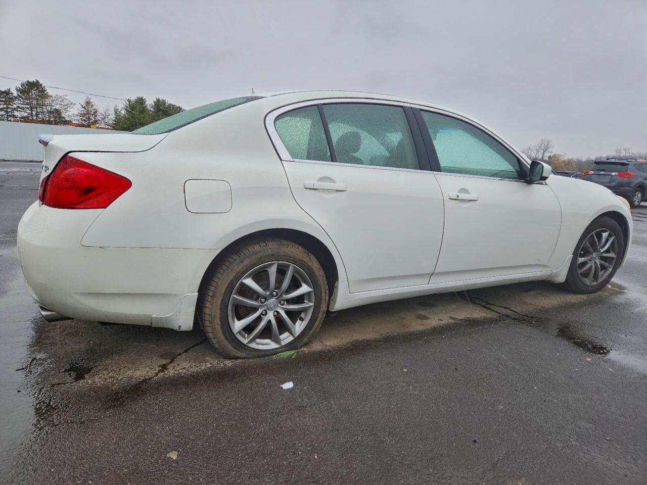INFINITI G37
