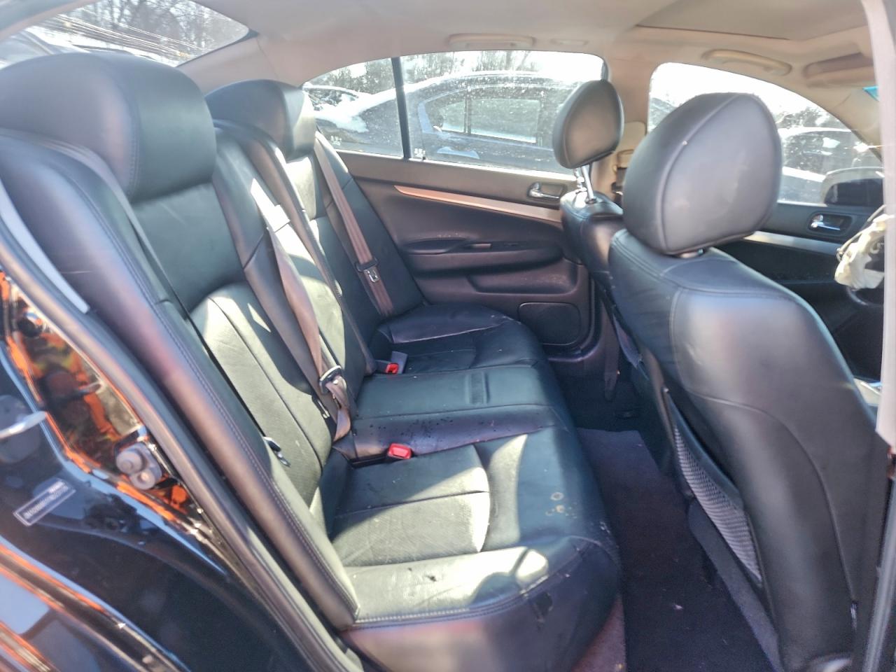 INFINITI Q40 Base