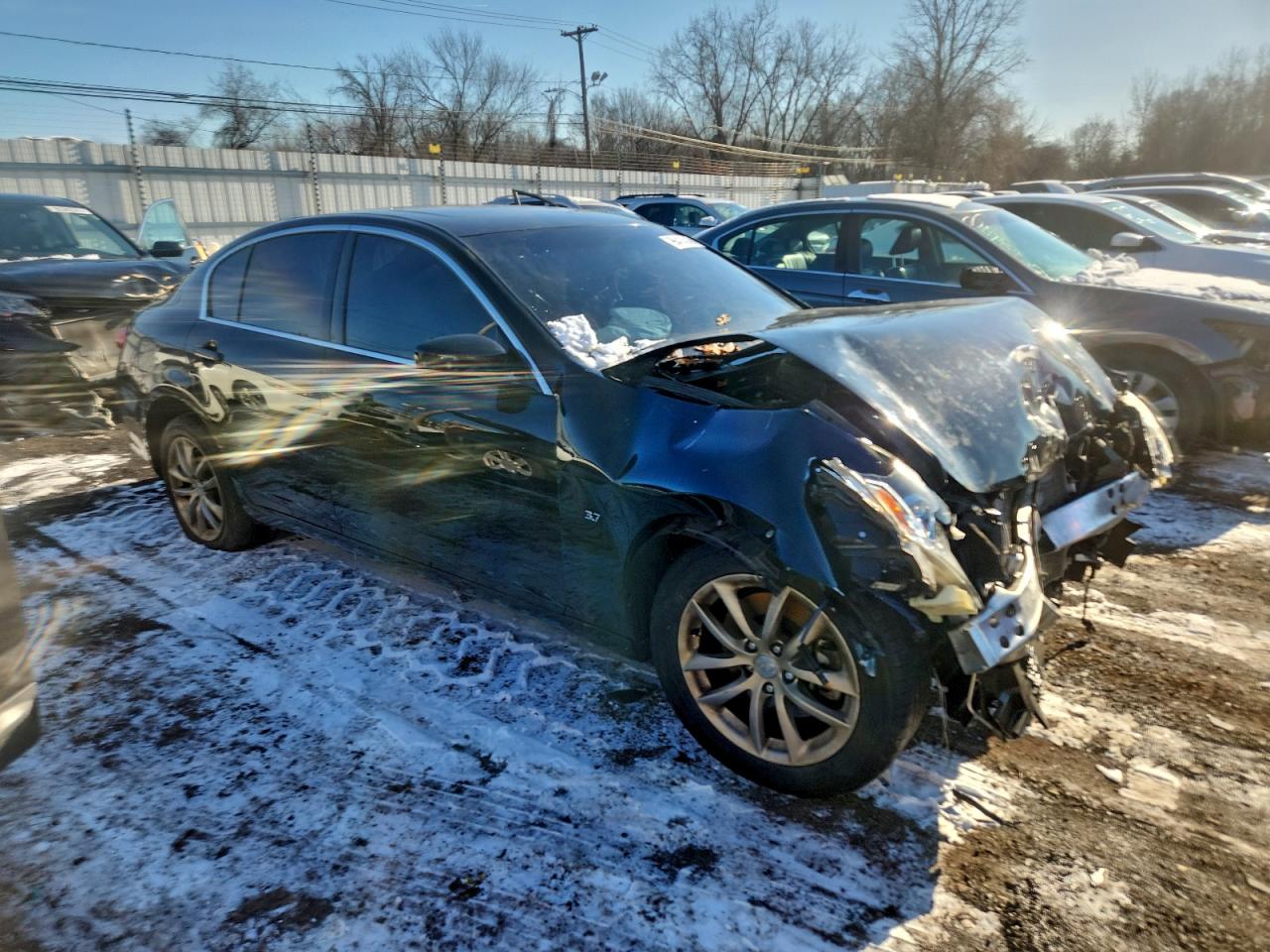 INFINITI Q40 Base
