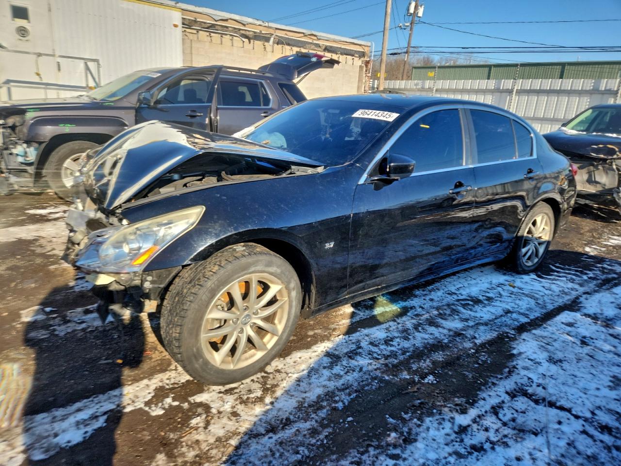 2015 INFINITI Q40