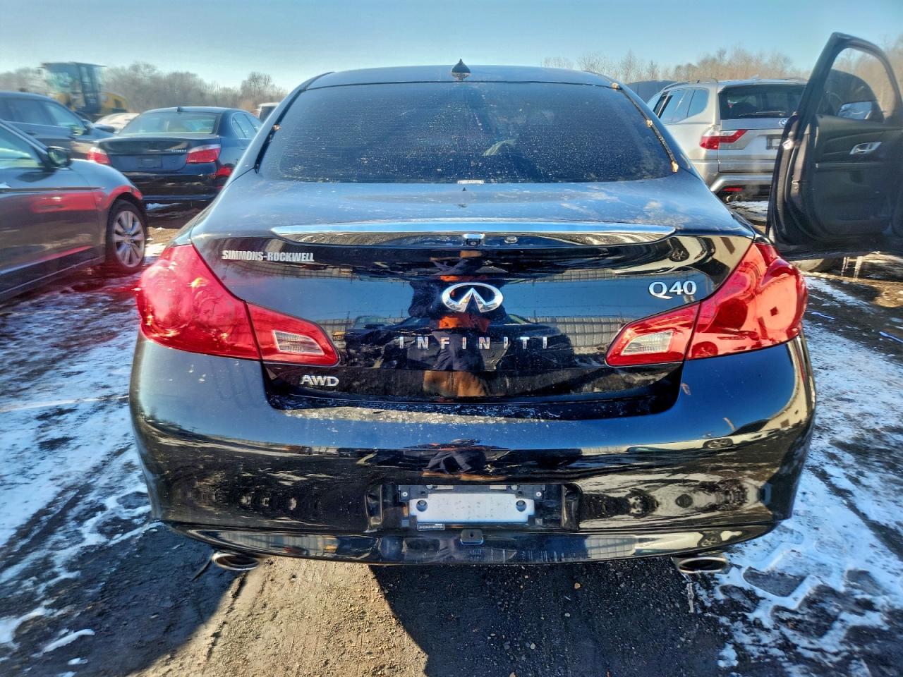 INFINITI Q40 Base