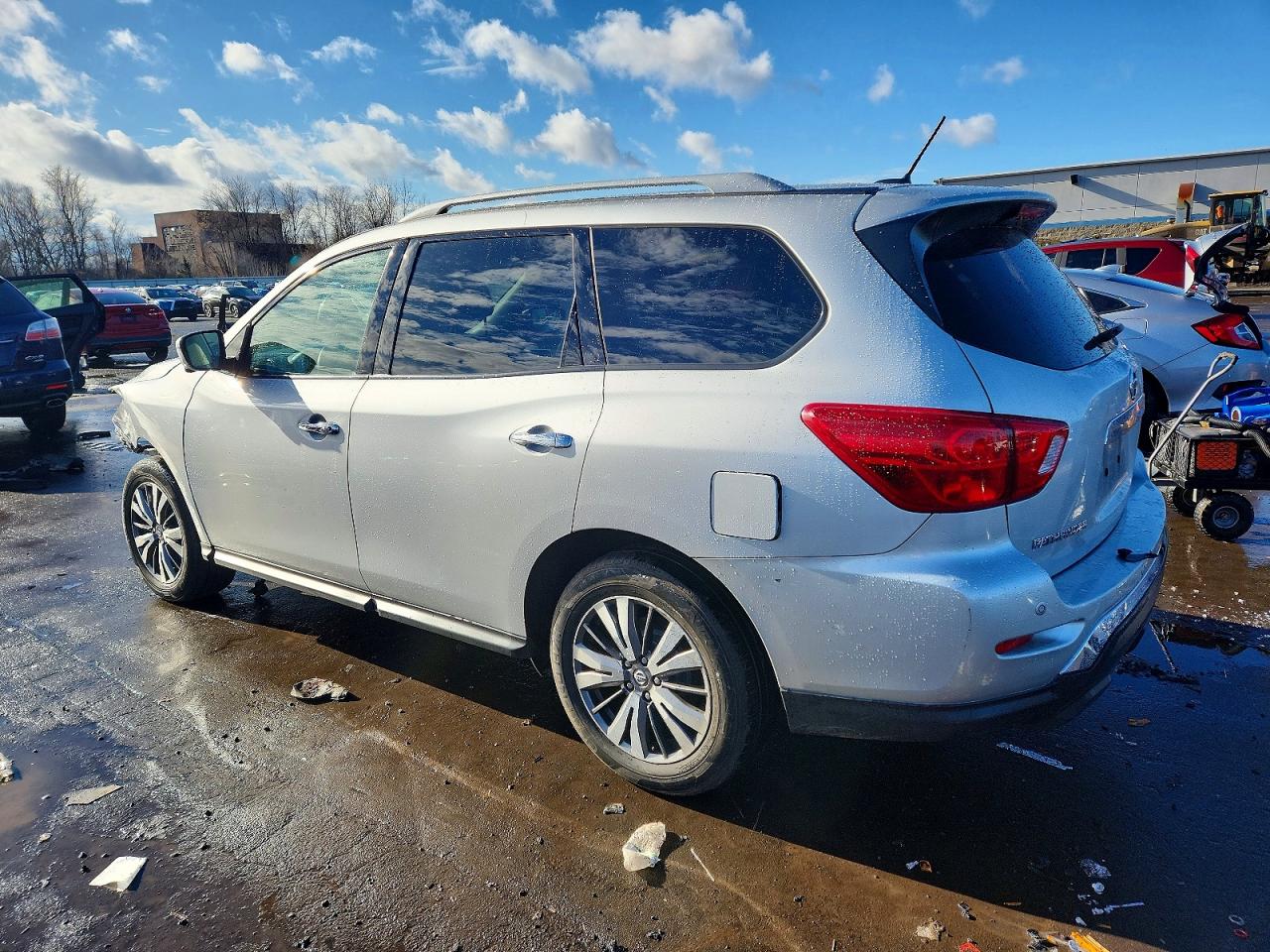 Nissan Pathfinder Sl