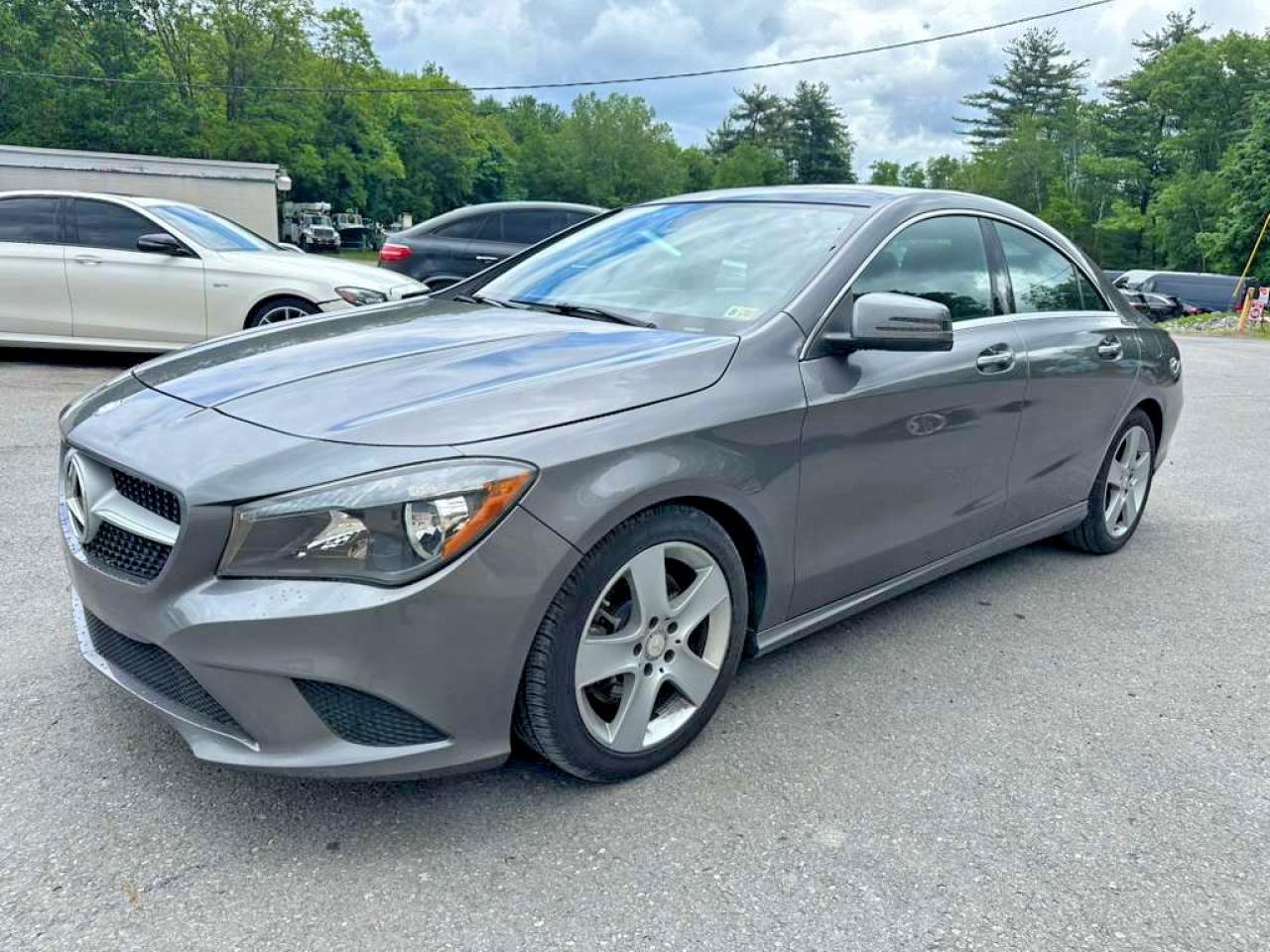 Salvage Mercedes-Benz Cla-class Image