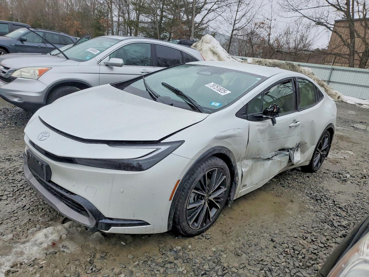 Salvage Toyota Prius Image