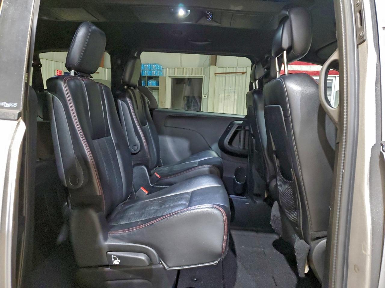 Dodge Caravan