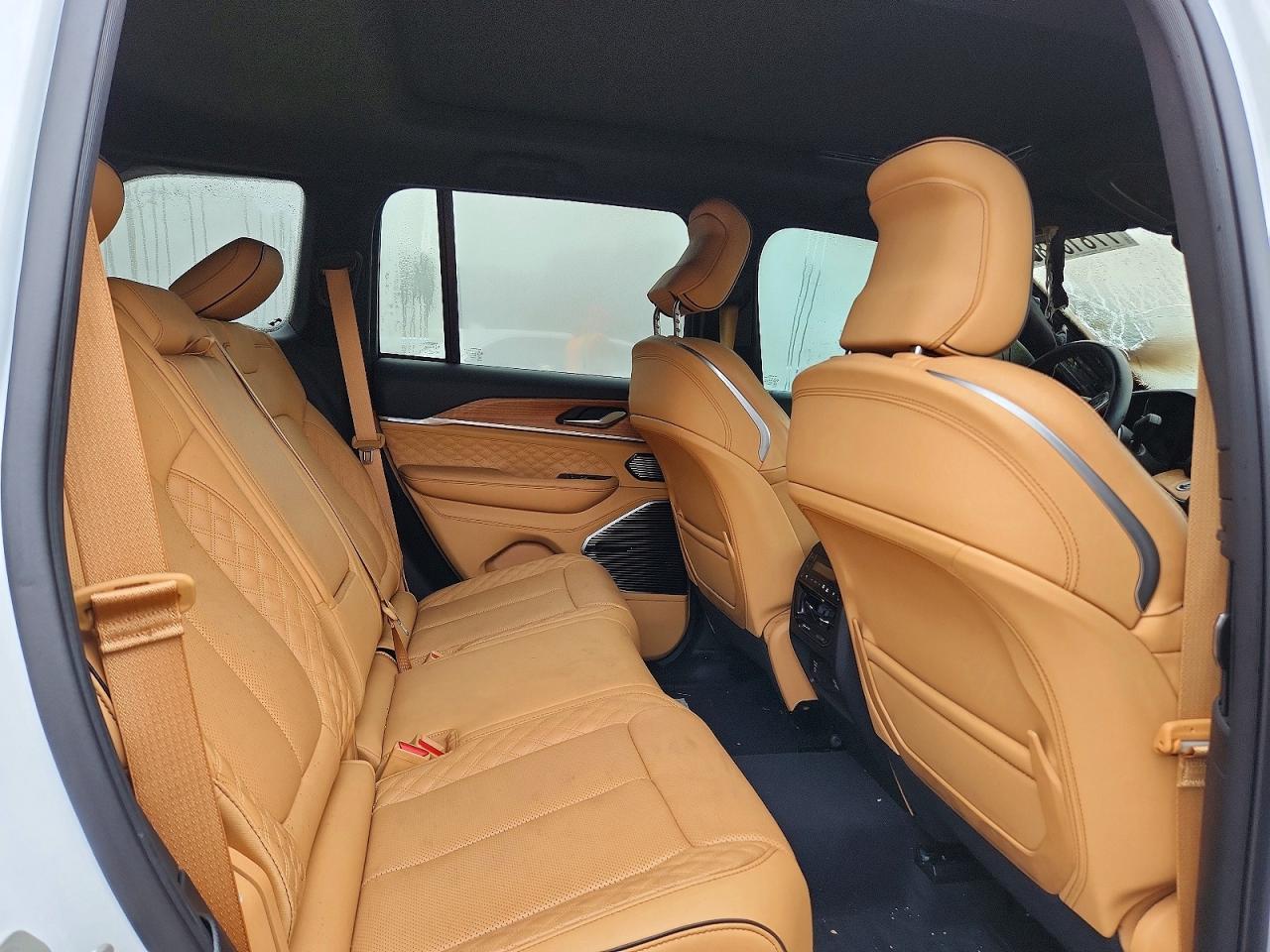 Jeep Grand Cherokee Summit
