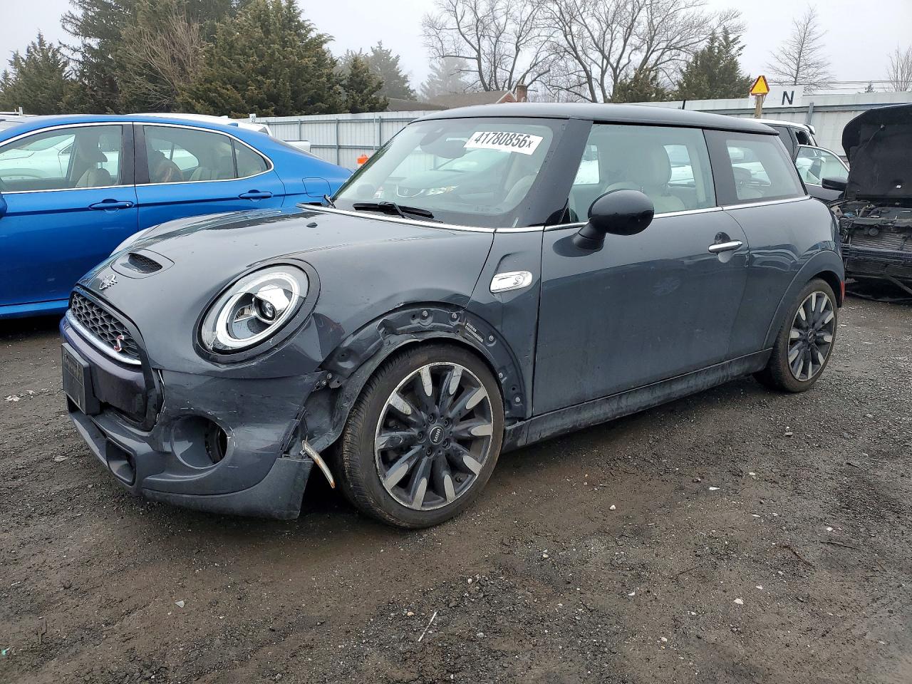 Salvage MINI Cooper Image