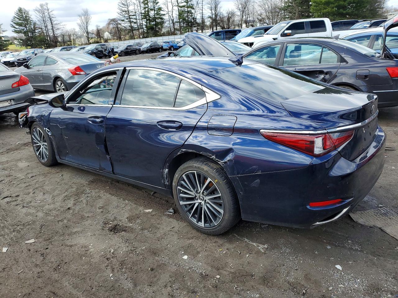 Lexus Es Base