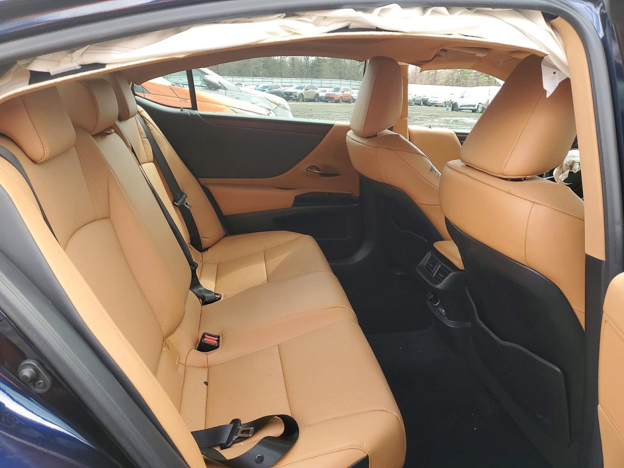 Lexus Es Base