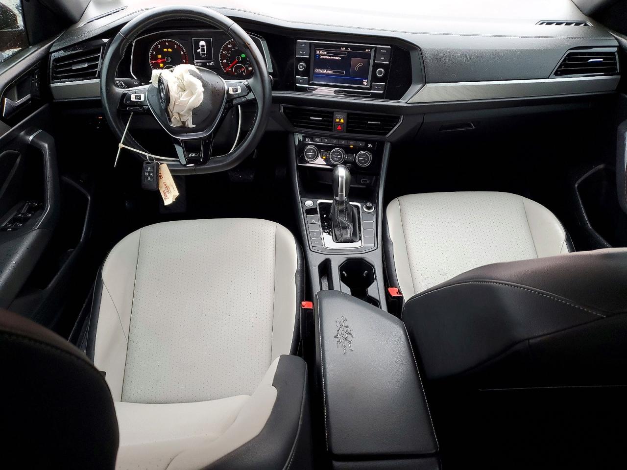 Volkswagen Jetta S