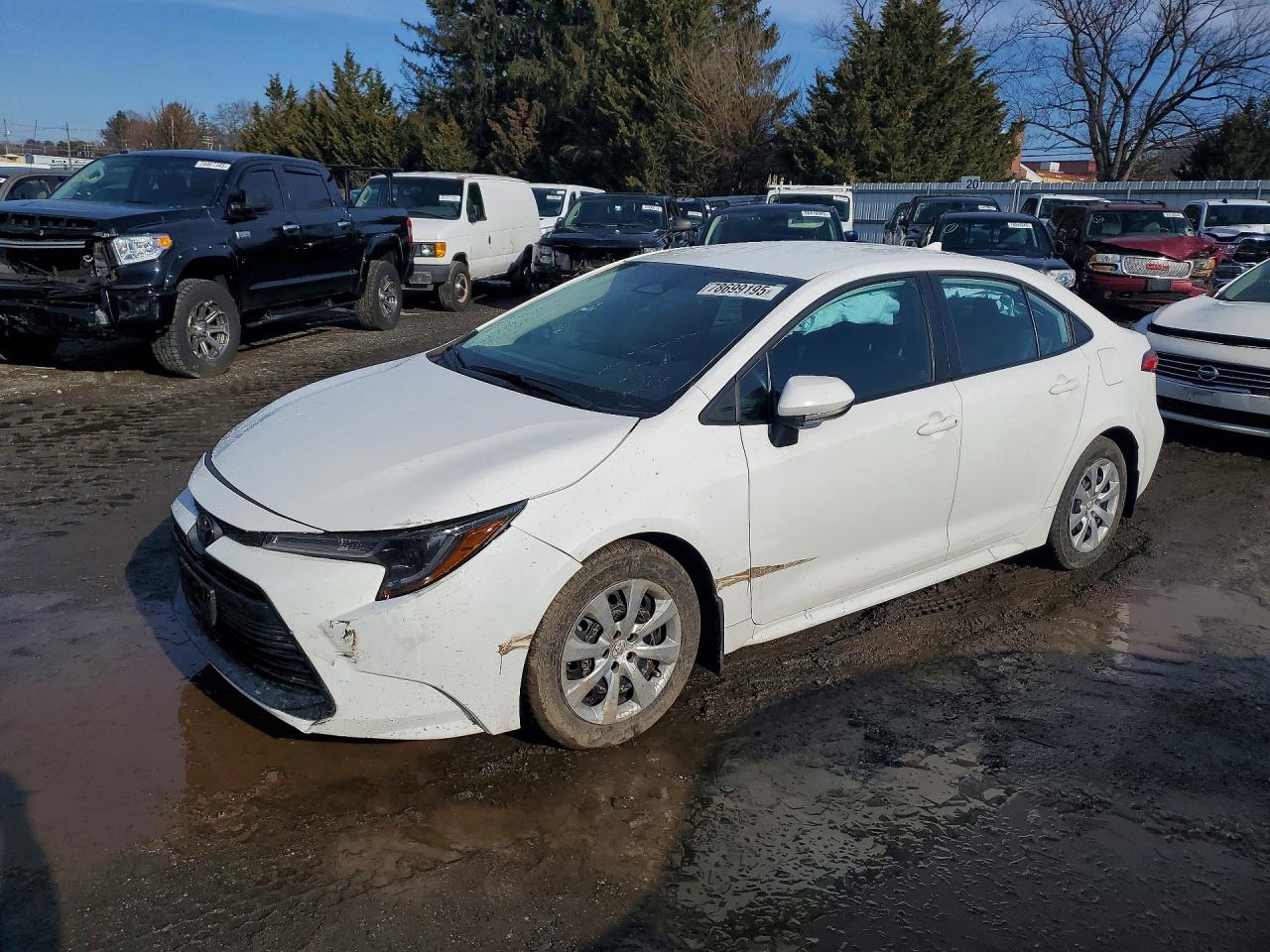 Salvage Toyota Corolla Image