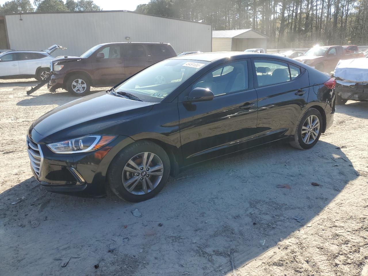 Salvage Hyundai ELANTRA Image