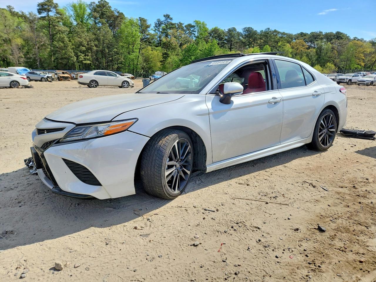Salvage Toyota Camry Image
