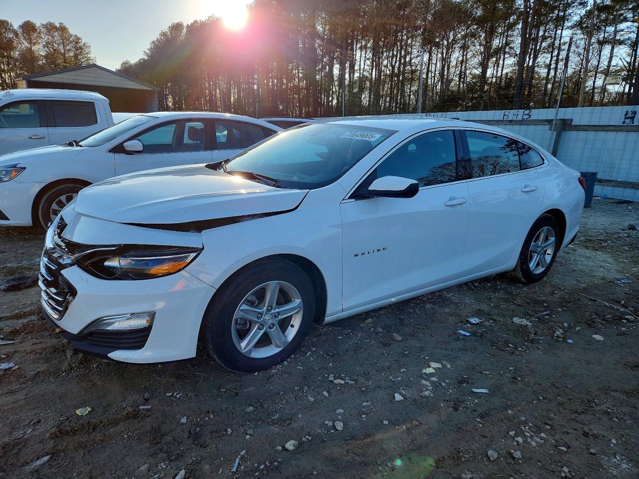 Salvage Chevrolet Malibu Image
