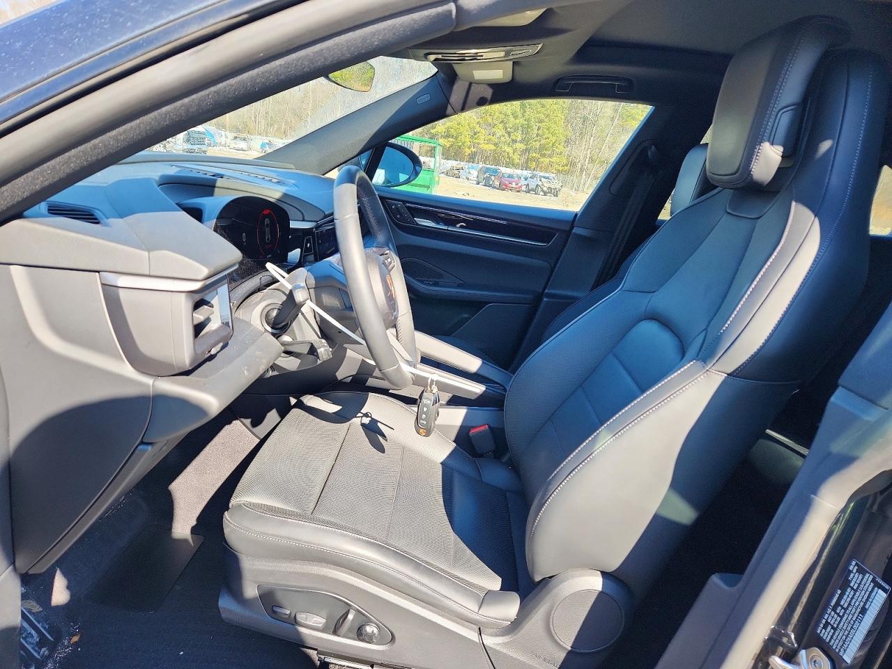 Porsche Macan 4 4