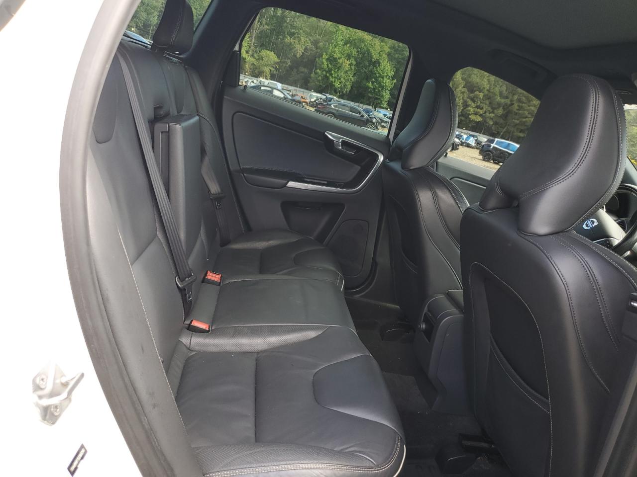 Volvo XC60 T6 R-design