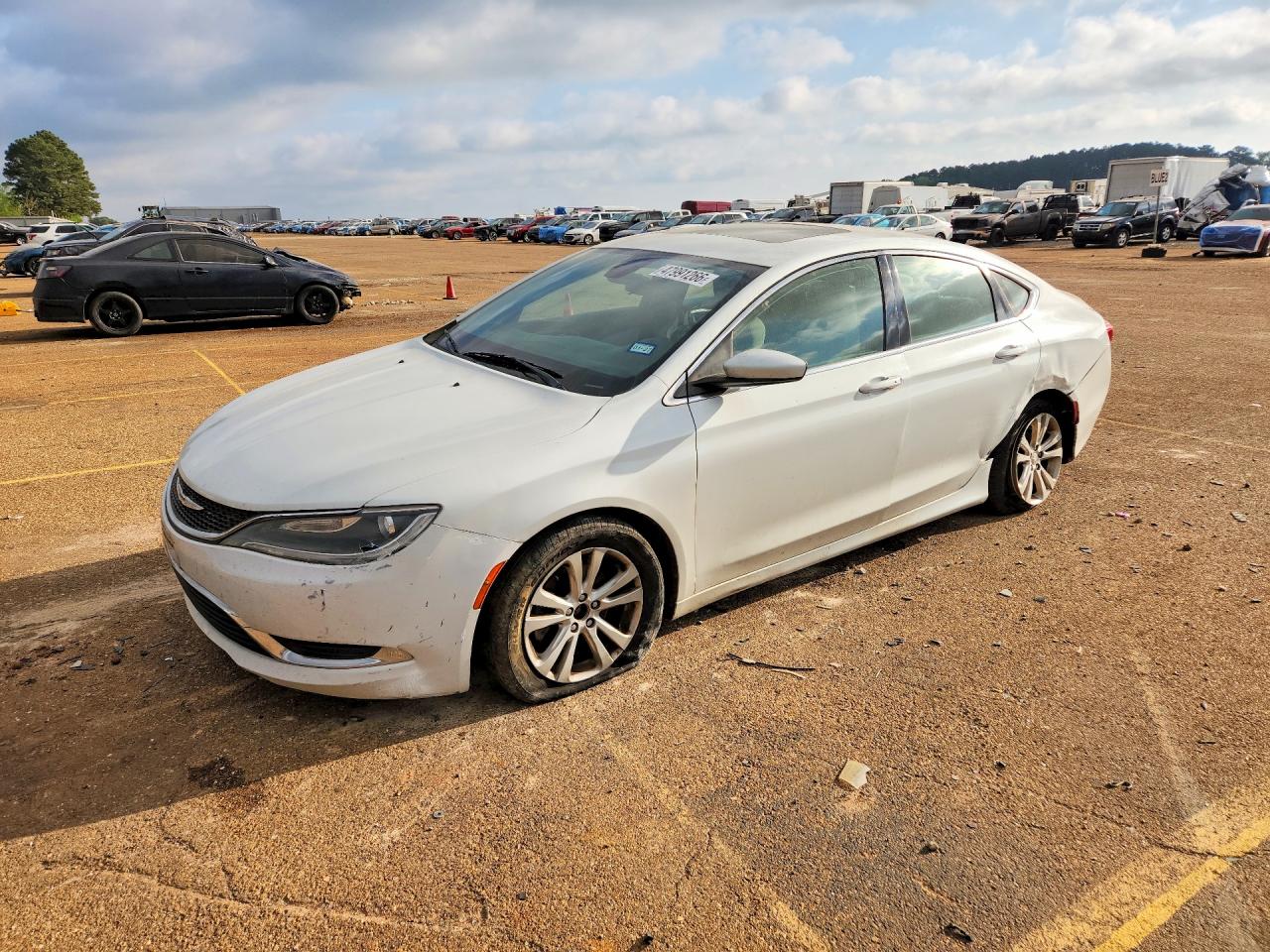 Salvage Chrysler 200 Image