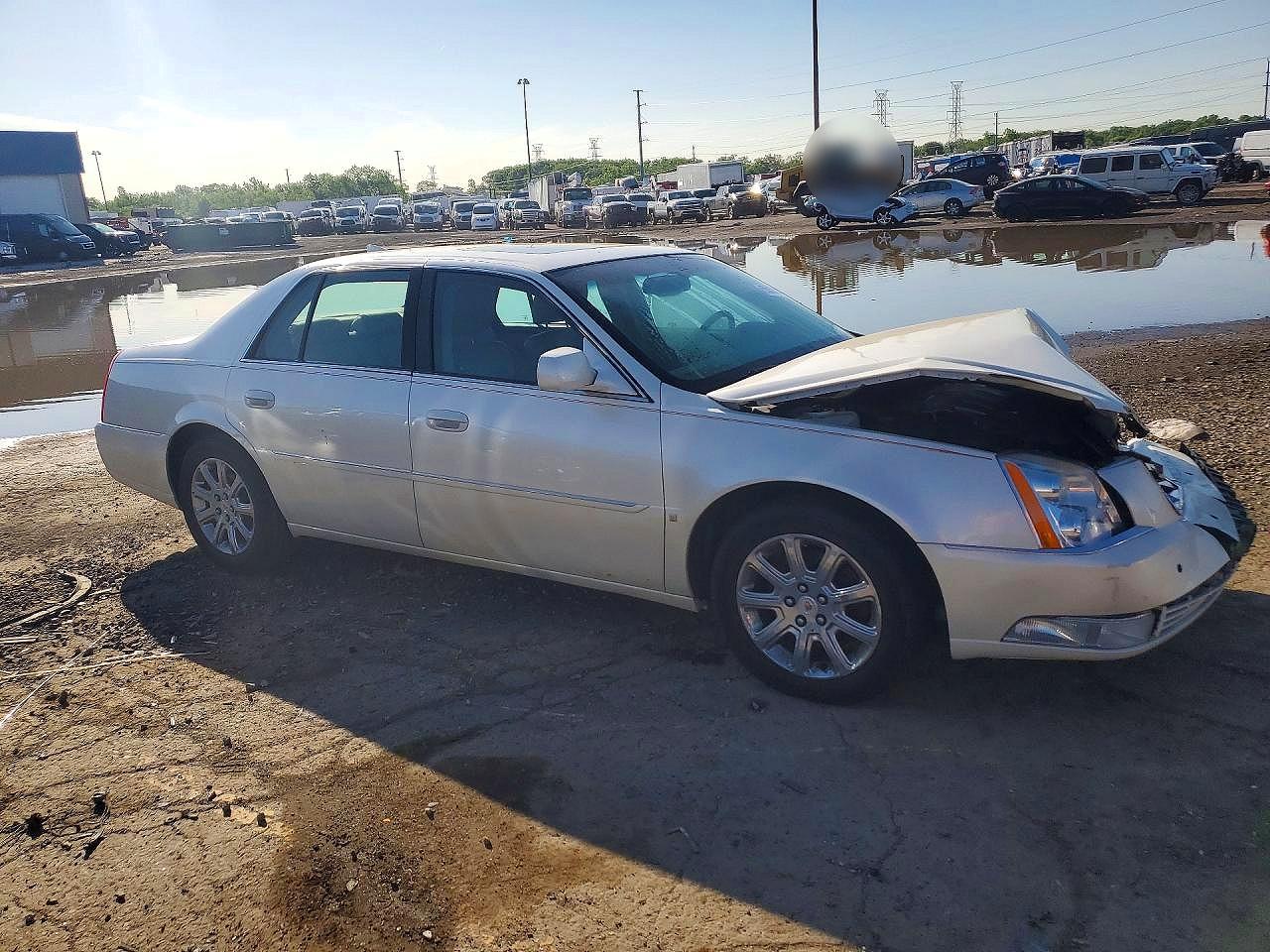 Cadillac DTS